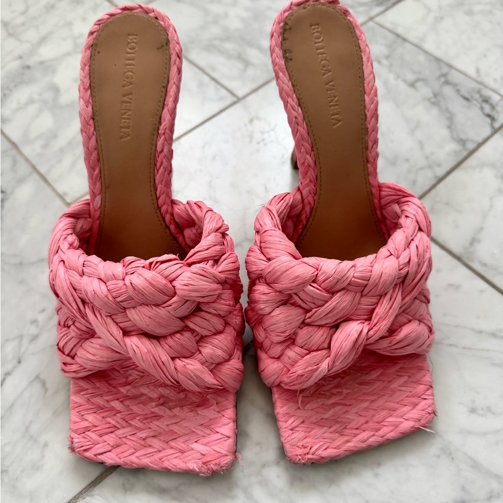 Bottega Veneta Pink Woven Women's Sandals